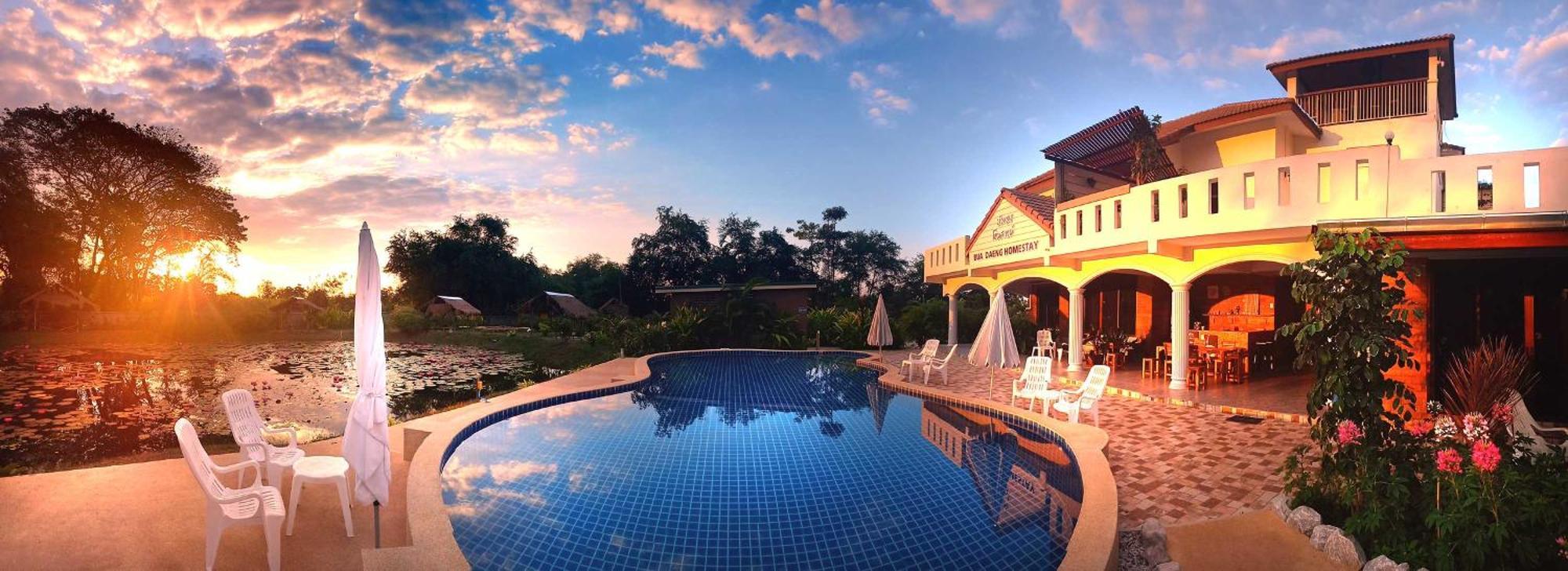 Bua Daeng Homestay Resort Kumphawapi Zewnętrze zdjęcie